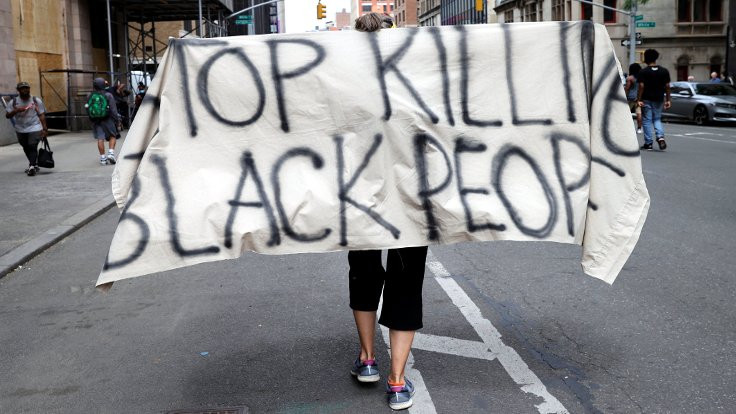 ABD'de polis bir siyahı daha öldürdü