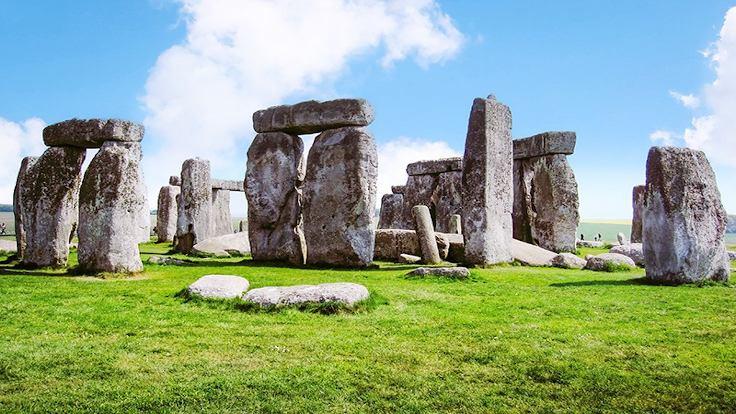 Stonehenge yakınında neolitik çember bulundu