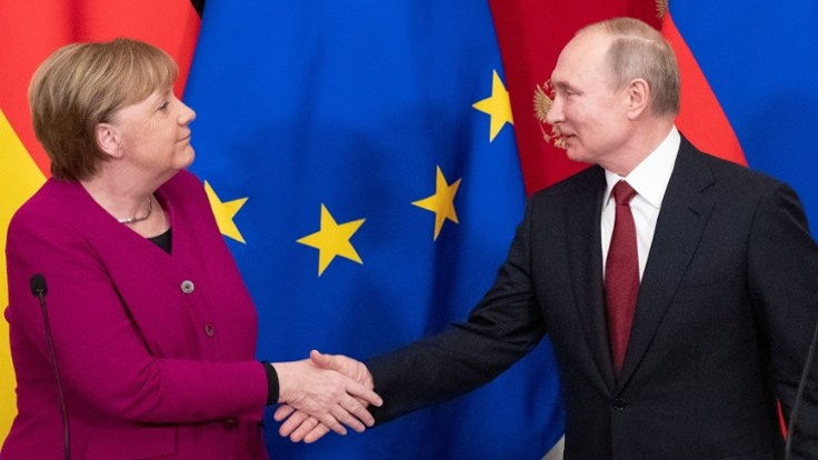 Putin ve Merkel, Libya'yı görüştü