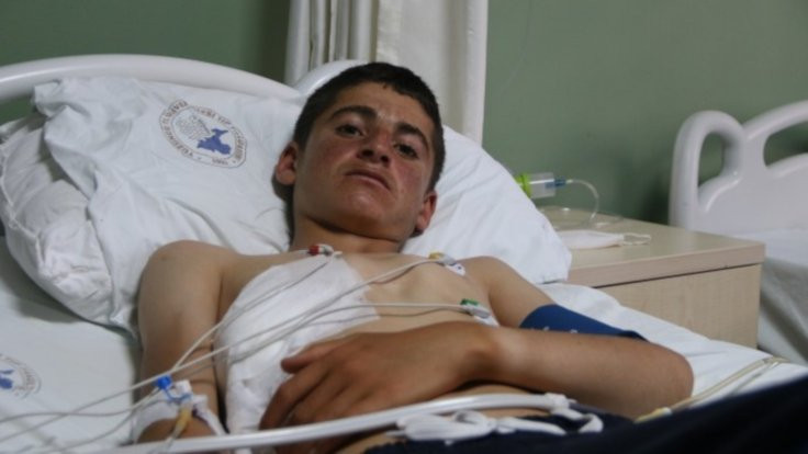 Van'da yaralanan Azat Bağa: Askerler beni vurduktan sonra çekip gitti