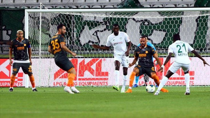 Alanyaspor'dan müthiş geri dönüş