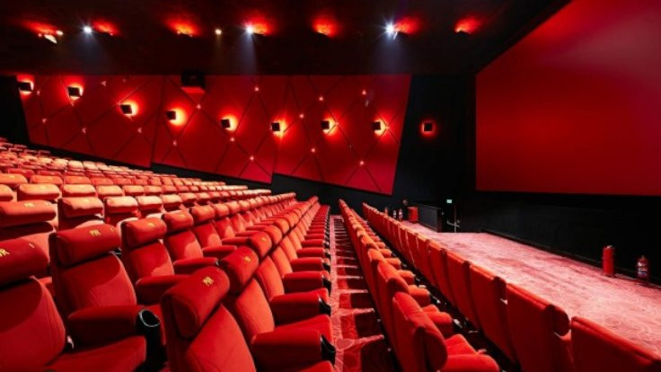 Cinemaximum salonlarını açıyor