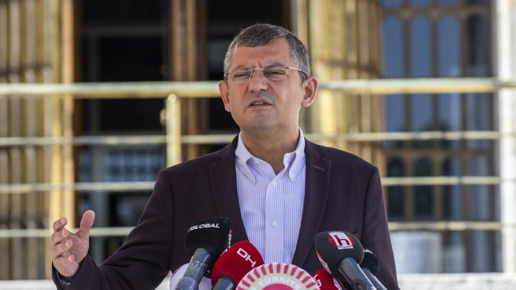 İnce'ye ilk sert eleştiri Özgür Özel'den: CHP şahısların geleceğinin planlandığı bir parti değildir