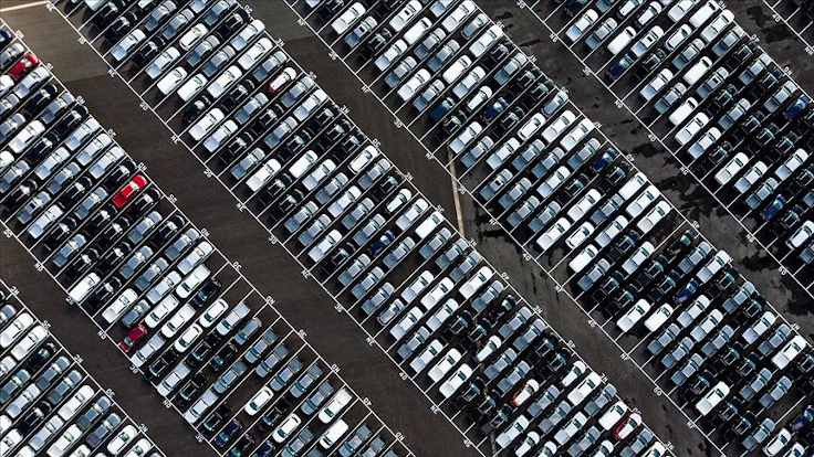 Otomobil satışları yüzde 350,9 arttı