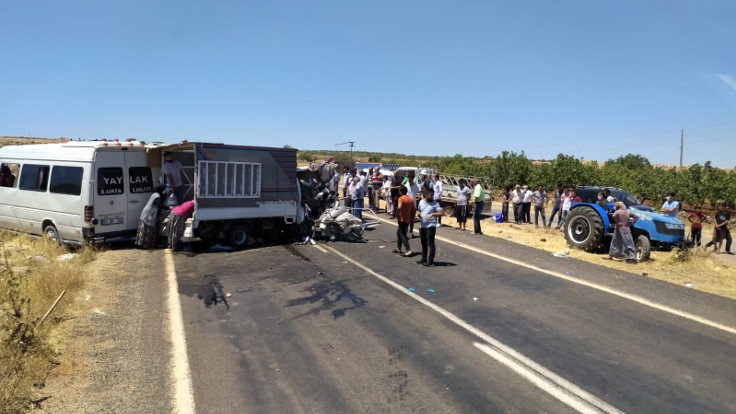 Şanlıurfa'da kaza: 15 yaralı