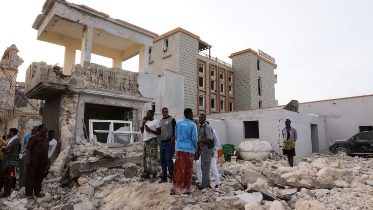 Somali'de Eş Şebap saldırısı: En az 16 ölü
