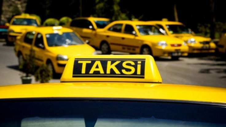 İzmir'de taksiye zam yapıldı