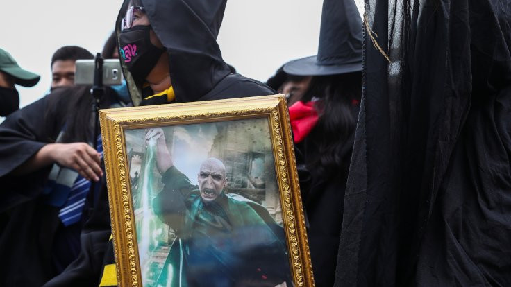 Tayland'da Harry Potter Voldemort'a karşı