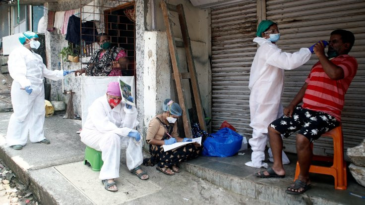 Hindistan'da rekor: Bir günde 90 bin 632 yeni vaka tespit edildi