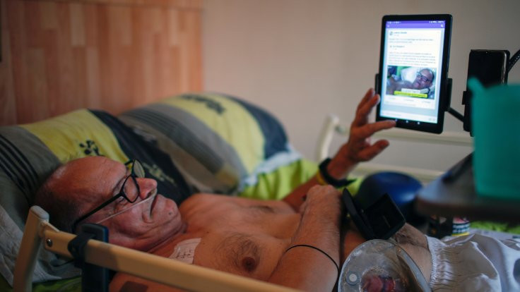 Ölümünü yayınlayan hastaya Facebook'tan engel