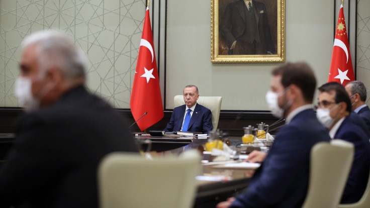 Erdoğan: Ailelerin tercihlerine göre, okul öncesi ve 1. sınıftan başlayarak okulları açıyoruz