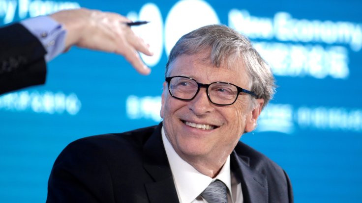 Bill Gates: Seneye üç ya da dört korona aşısı bulunur
