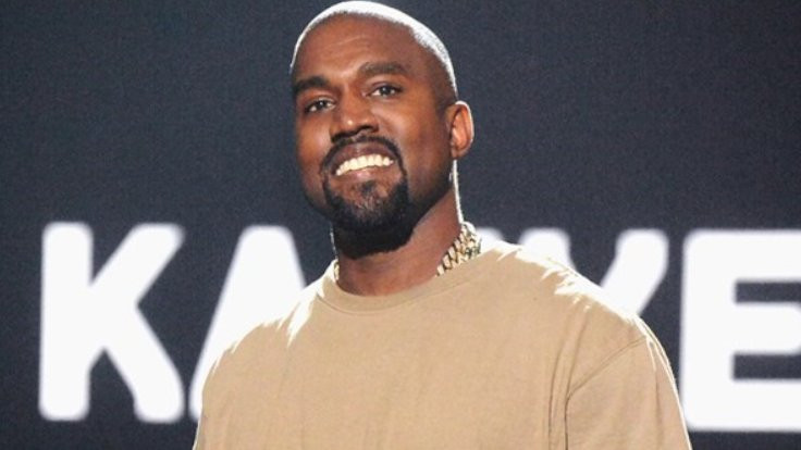 Kanye West Grammy ödülünün üzerine tuvaletini yaptı