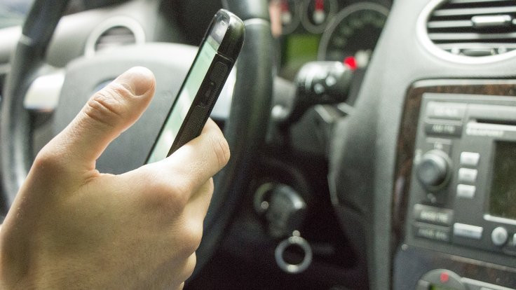 İngiltere'de telefon kullanırken ölüme sebep olan sürücülere müebbet hapis geliyor