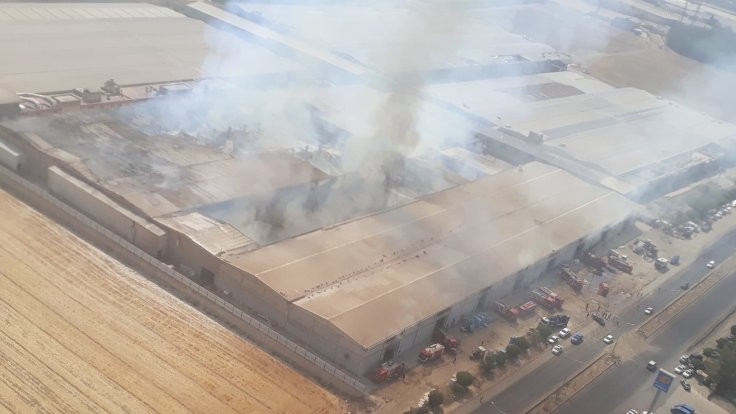Kahramanmaraş'ta iki fabrikada yangın