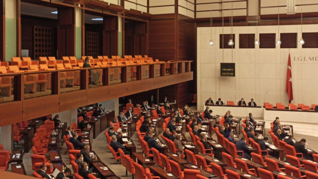 Meclis açılışında sadece Azerbaycan elçisi vardı