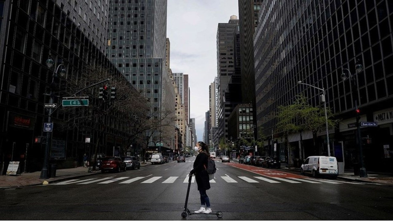 New York'ta karantina günlerine dönüş: 9 mahalle kapatılacak