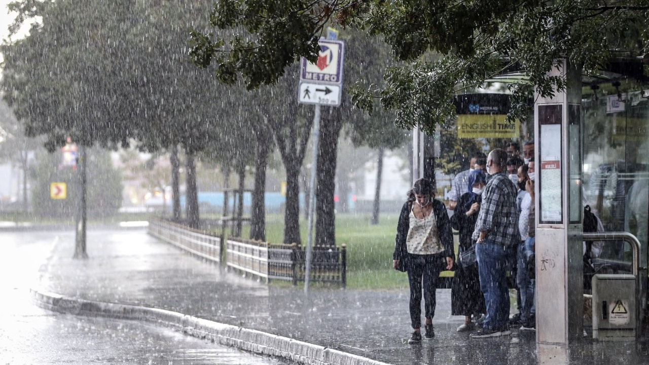 Meteoroloji'den Marmara ve Ege için çok kuvvetli yağış uyarısı