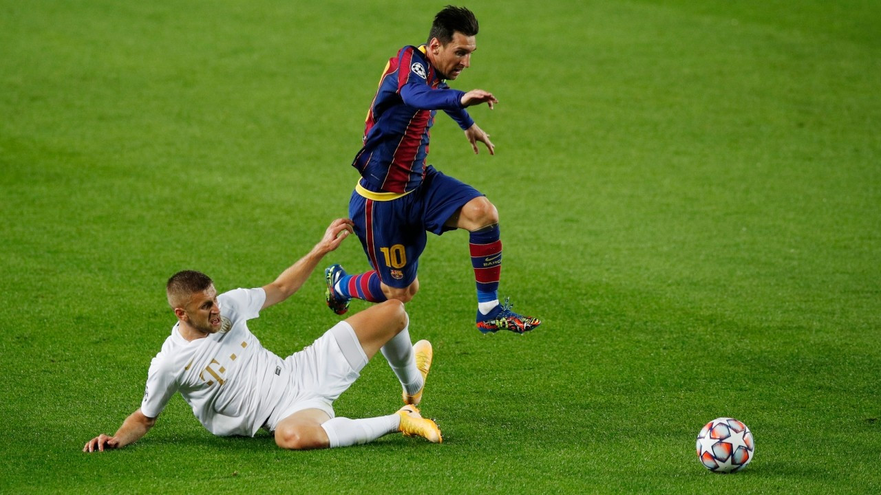 Messi, Pele'nin rekorunu kırdı