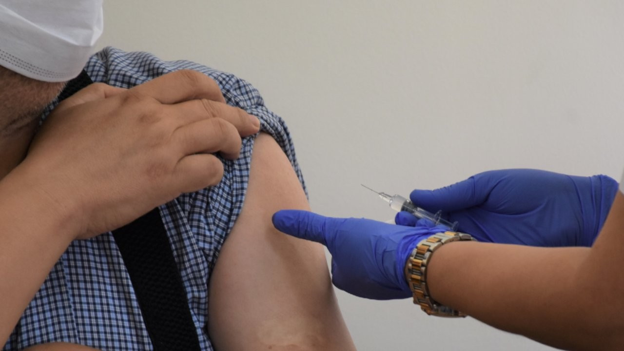 Grip aşısında kaos başladı: Aşı listesinde de mi torpil yaptınız?