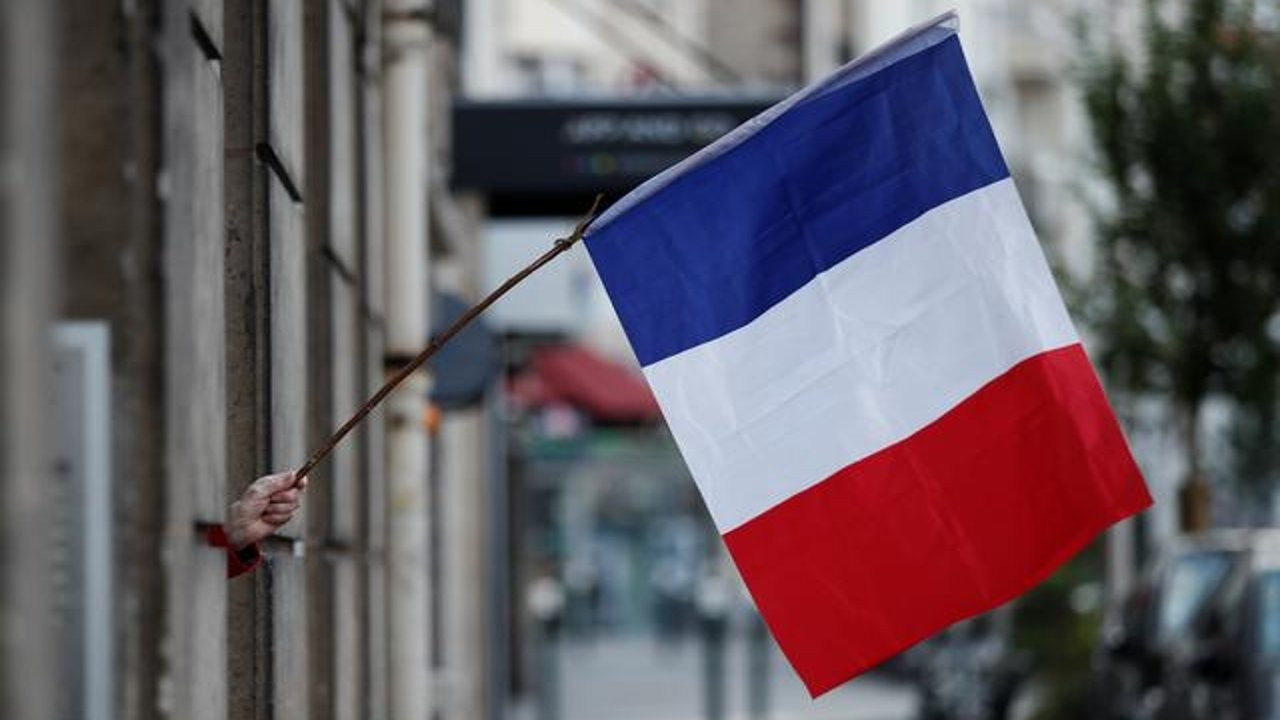 Fransa: Gözdağına boyun eğmeyeceğiz