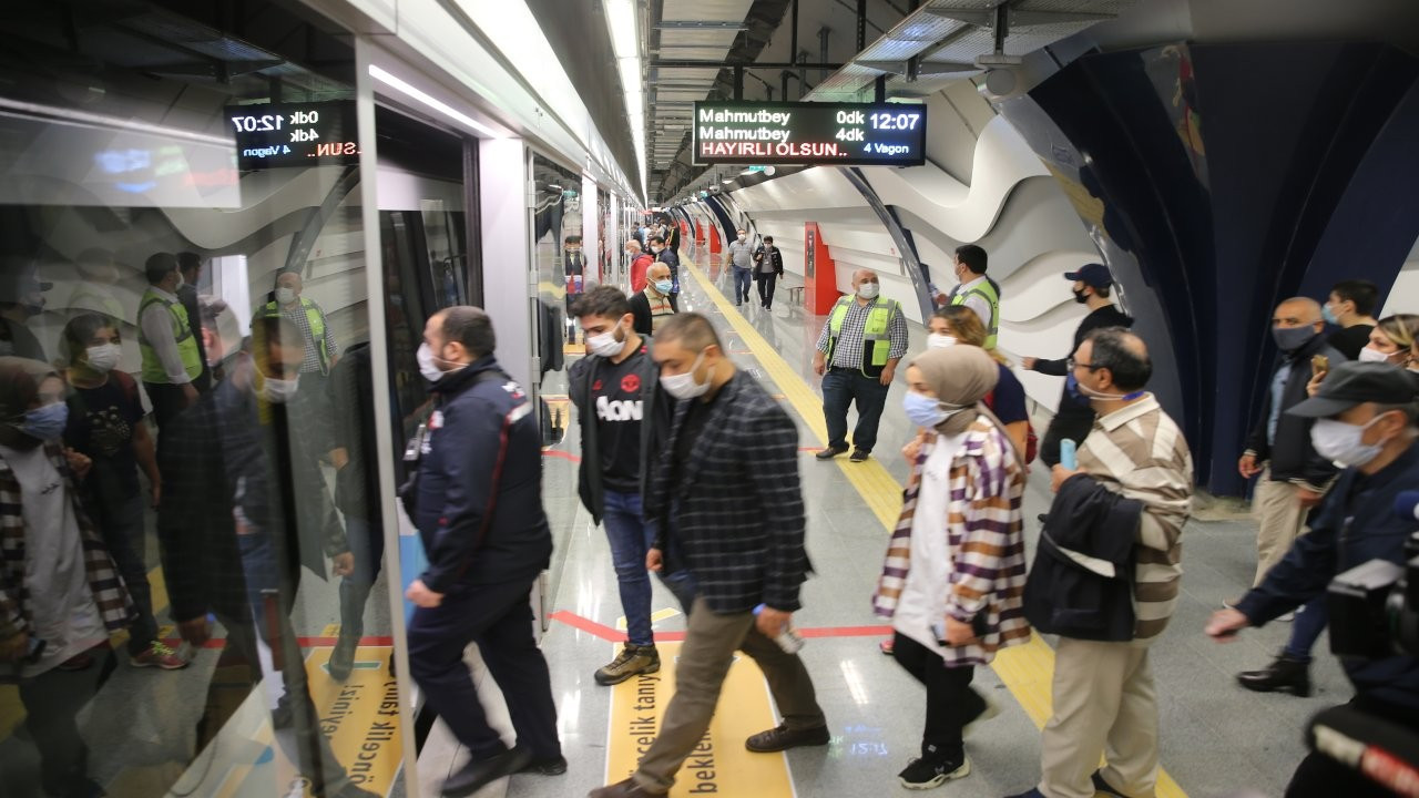 Mecidiyeköy-Mahmutbey Metrosu'nda seferler başladı