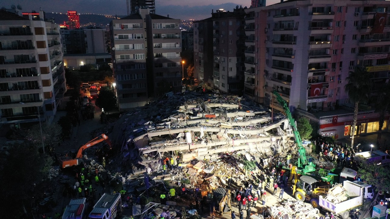 Dünyadan İzmir depremi için geçmiş olsun mesajları