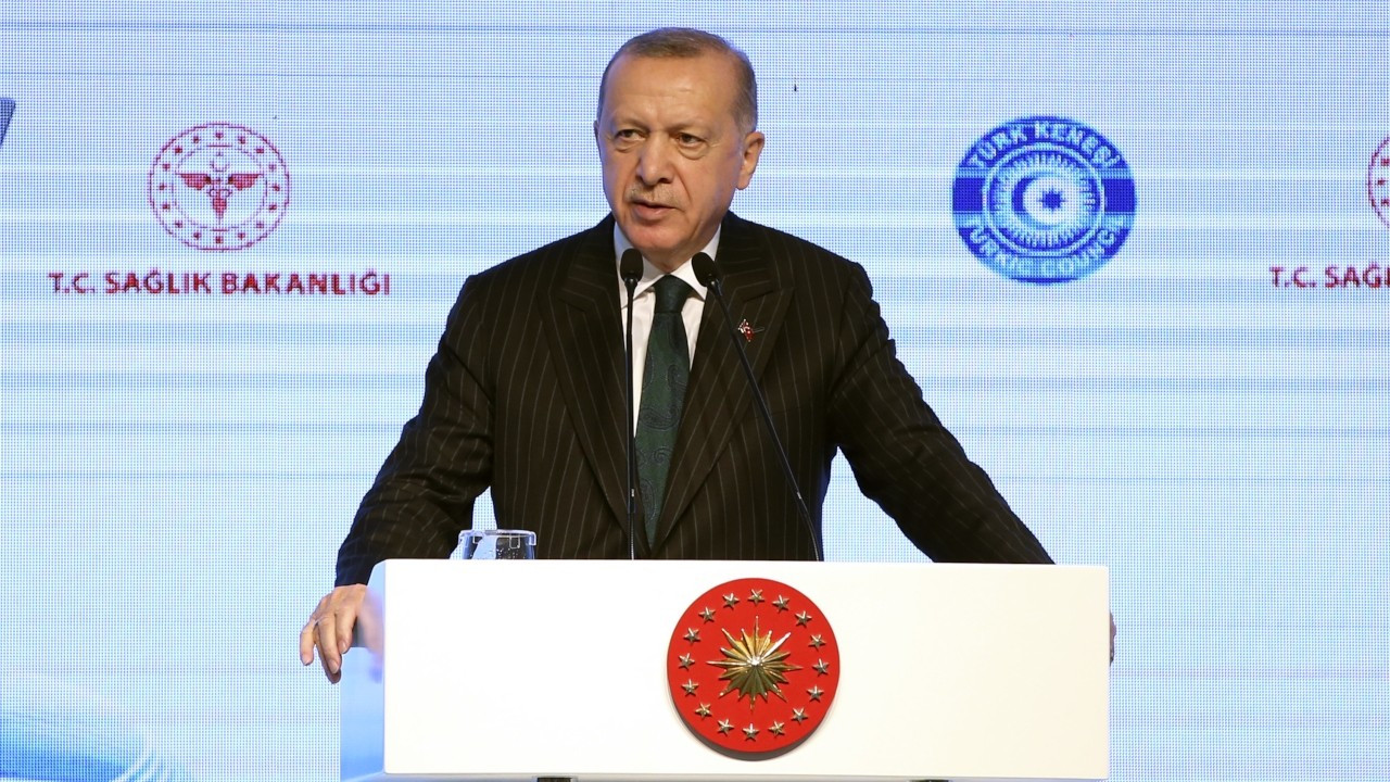 Erdoğan: Bize düşen bir görev varsa Yunanistan'ın yanındayız