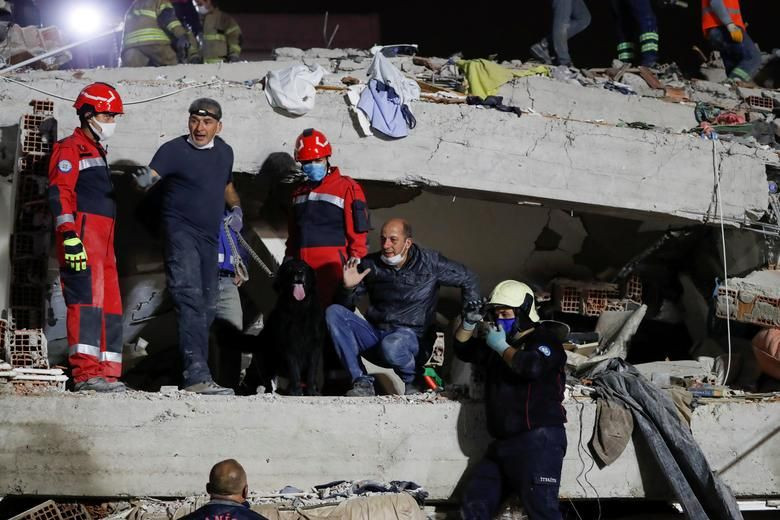 İzmir depremi: Şok, endişe, umut... - Sayfa 3