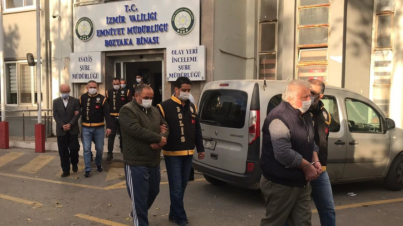 Depremde yıkılan binaların sorumluları adliyede