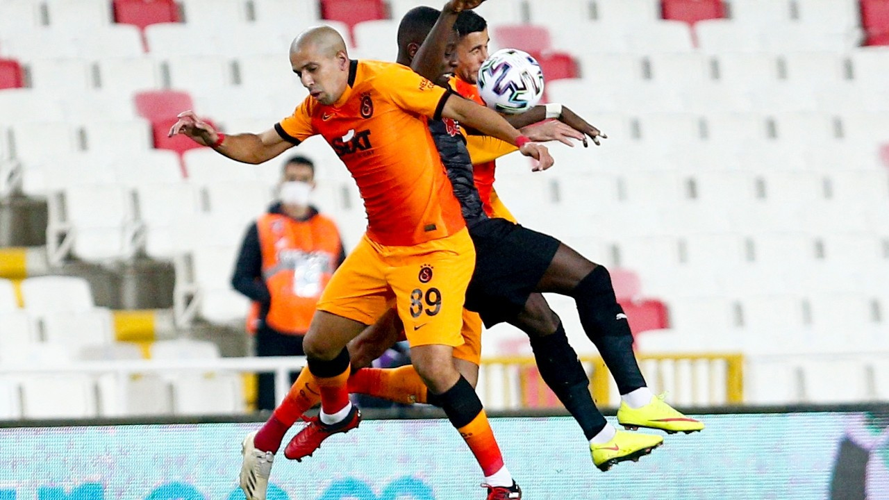 Galatasaray Sivas'tan 3 puanla dönüyor: 2-1