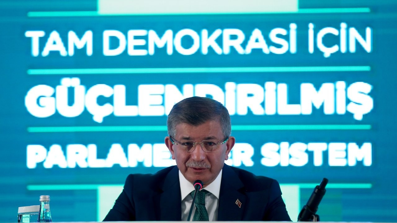 Davutoğlu’ndan Cumhurbaşkanı Erdoğan’a: Korkmayın, istişareden fayda görürsünüz