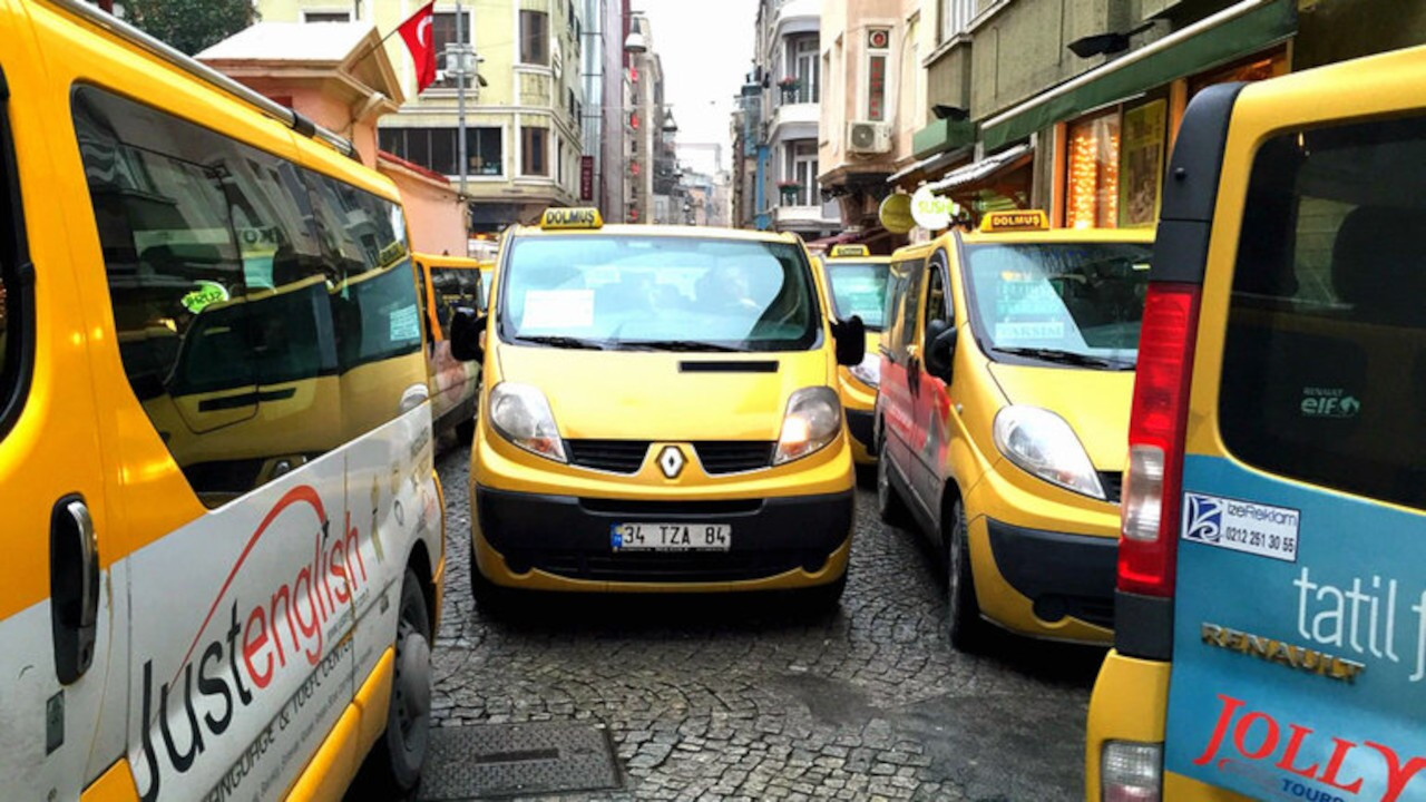 İstanbul'da yolcu taşıyan araçlarda cam filmi yasaklandı