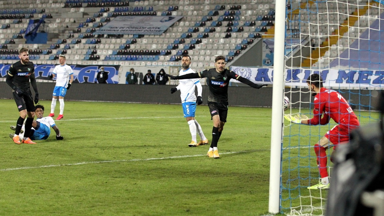 Denizlispor deplasmanda Erzurumspor'u 2-1 yendi