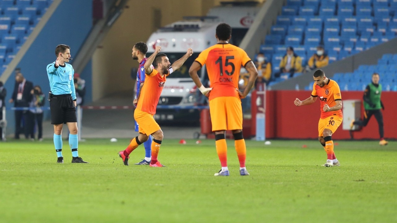 Galatasaray, Trabzonspor'u mağlup etti