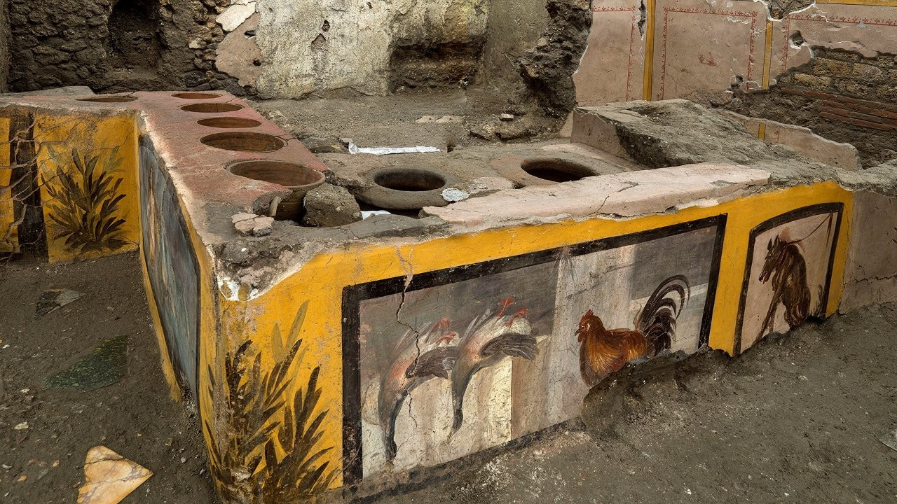 Pompeii'de 2 bin yıllık fast food dükkanı bulundu