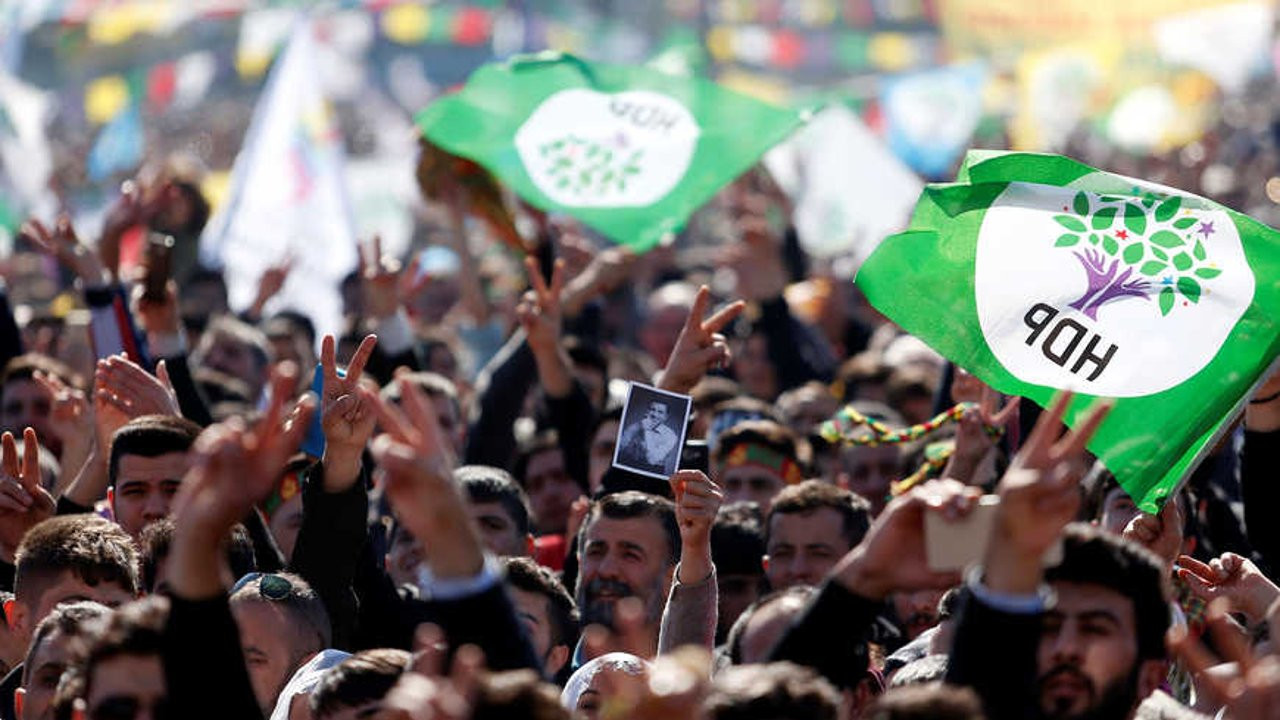 Guardian: Erdoğan'ı tehdit eden Kürt partisinin yükselişi ve düşüşü