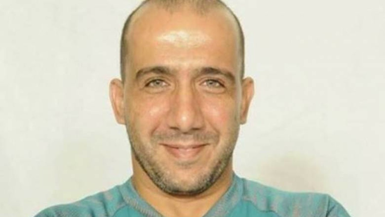 19 yıl sonra bırakılan Filistinli mahkuma cezaevi kapısında gözaltı