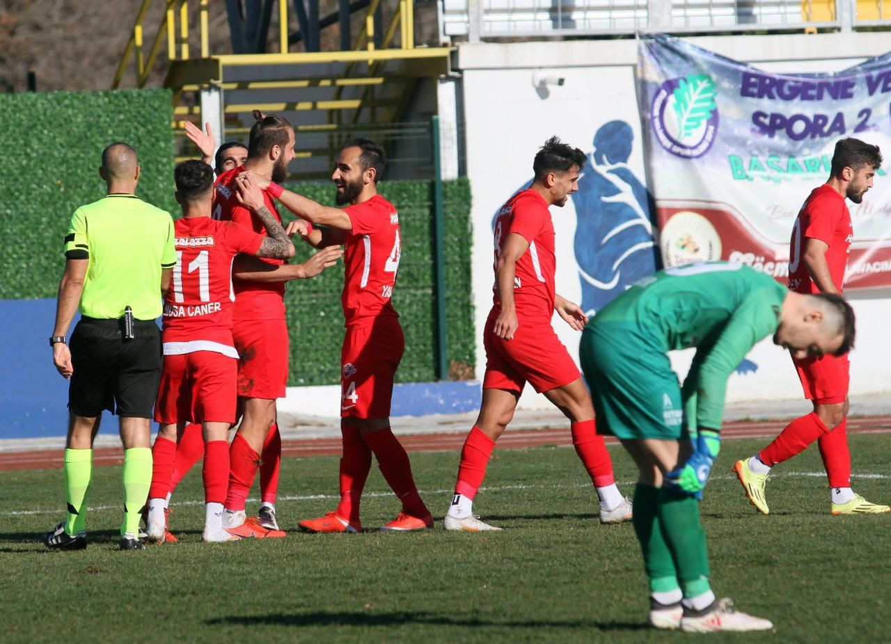 Batuhan Karadeniz fırtınası: 17 maçta 12 gol - Sayfa 3