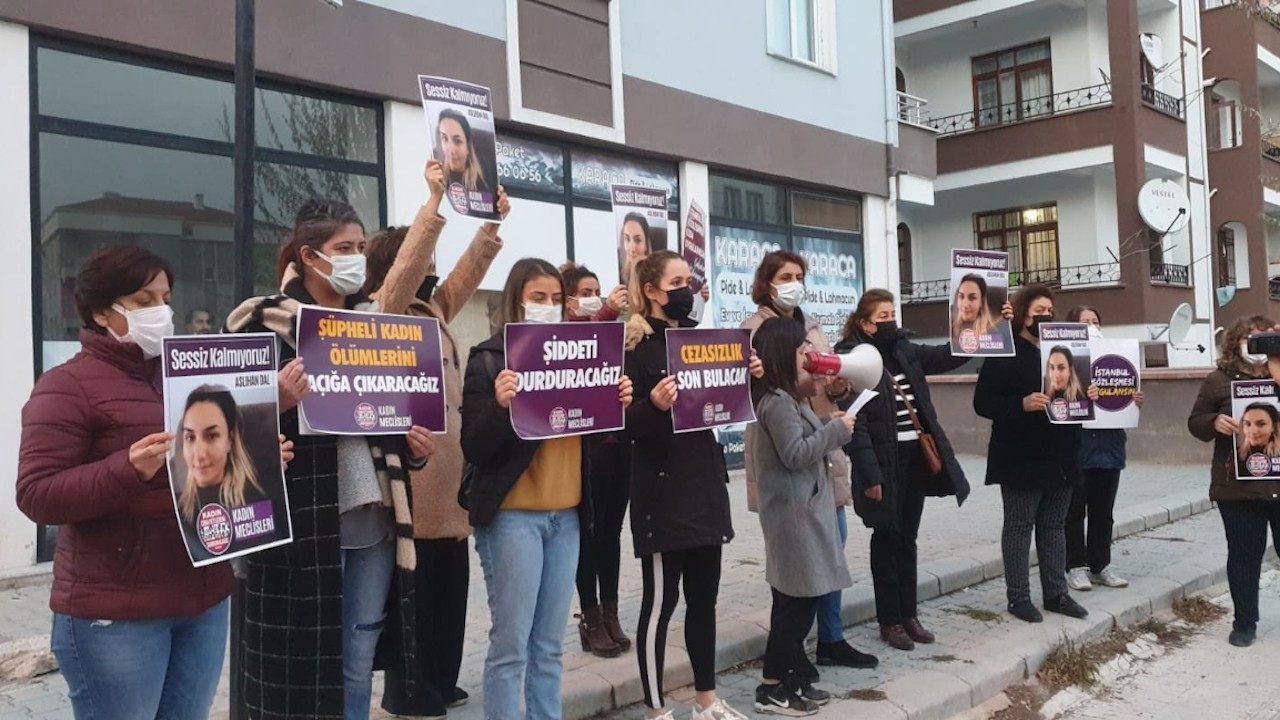 Çorum'da kadınlar Aslıhan Dal’ın öldürülmesini protesto etti
