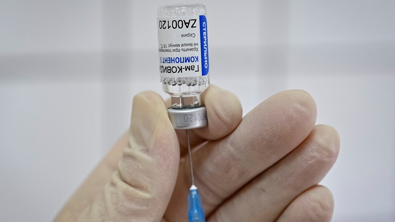 Sırbistan'da Sputnik V aşısının uygulaması başlıyor