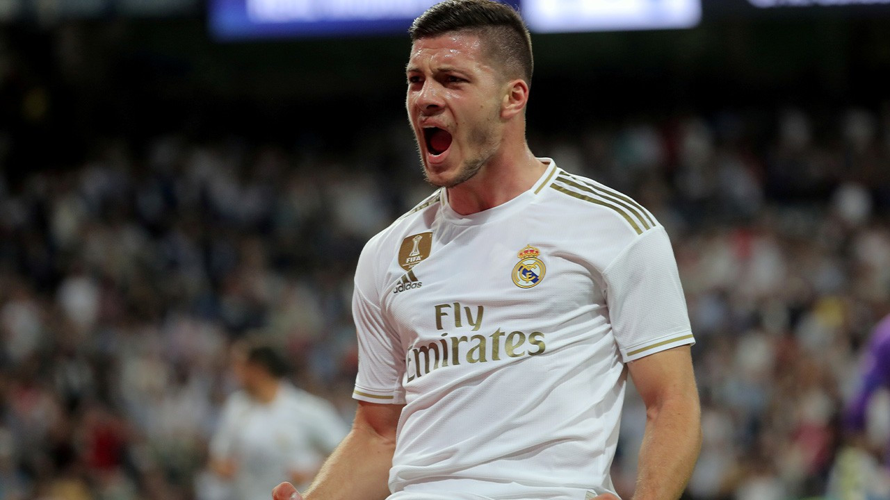 Real Madrid 63 milyon euroya aldığı Jovic'i eski takımına kiraladı