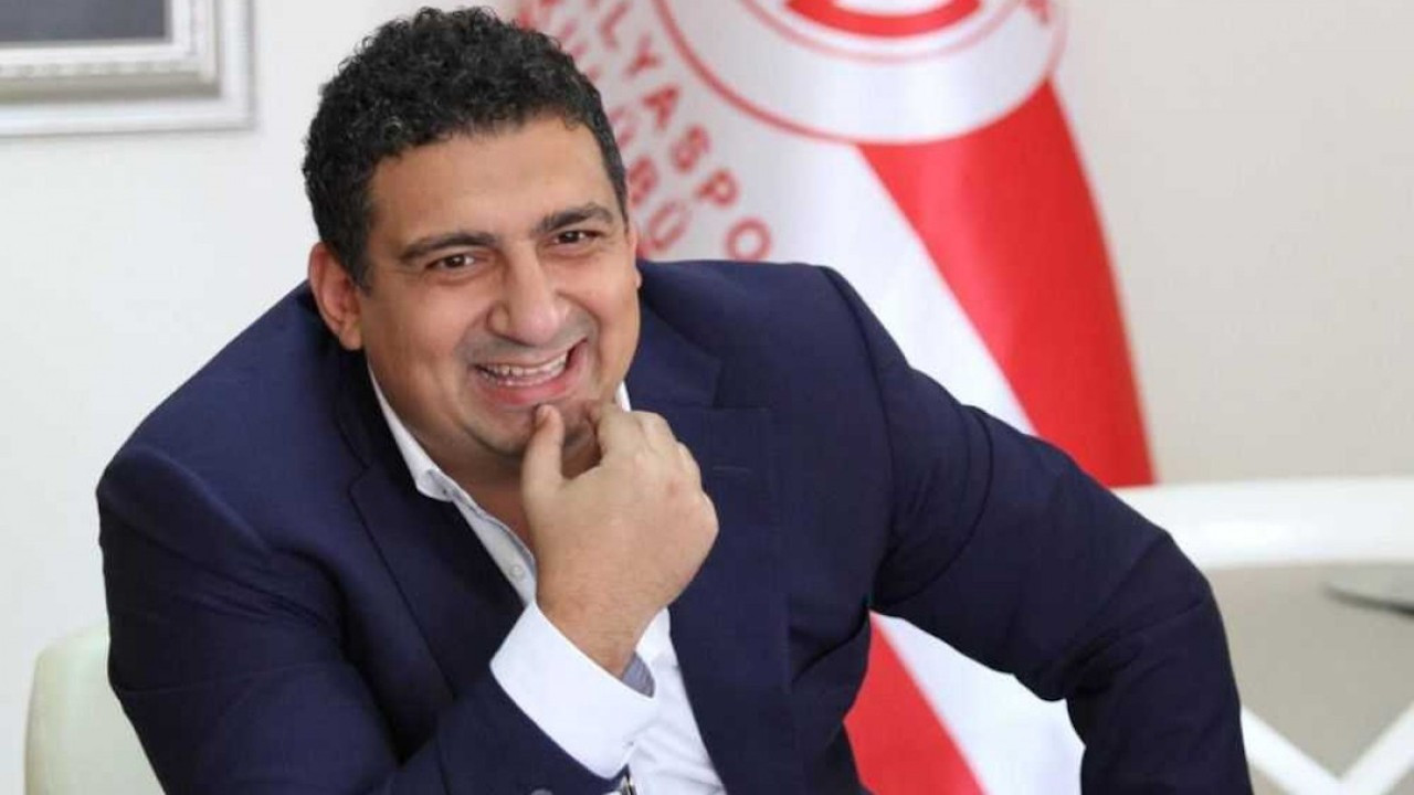 Antalyaspor Başkanı Ali Şafak Öztürk istifa etti