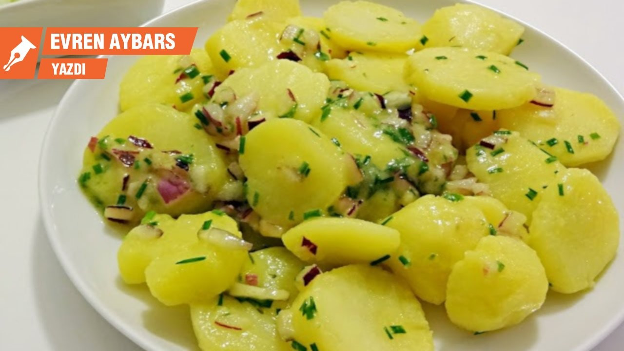 Viyana usulü patates salatası