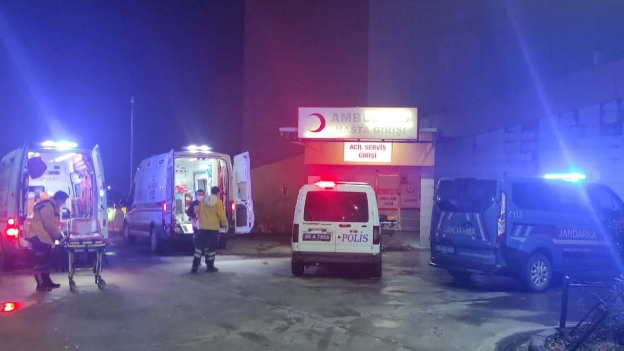 Manisa'da silahlı saldırıya uğrayan üç  polis yaralandı