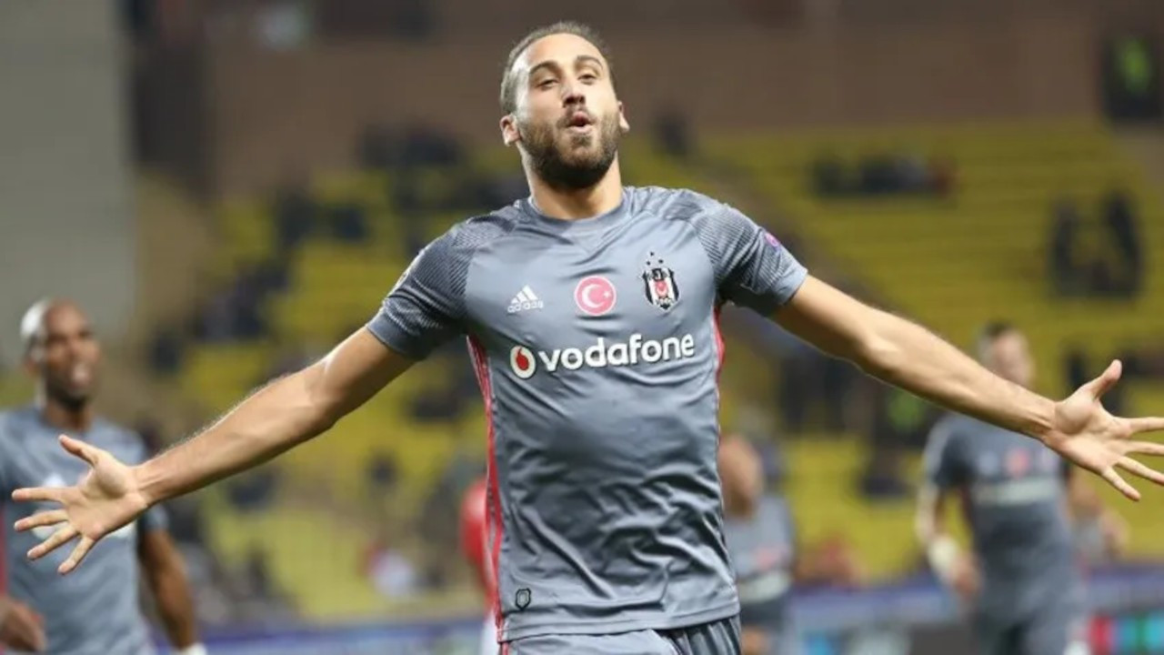 Cenk Tosun'dan 'yeniden Beşiktaş' mesajı