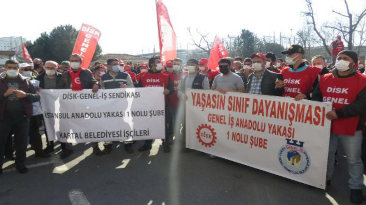 Kadıköy Belediyesi'ne grev kararı asıldı