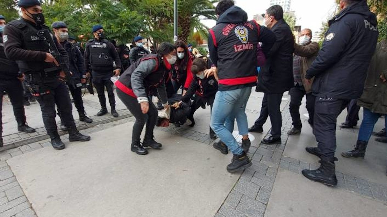İzmir Barosu: Avukatlar aramaya eşlik etmiş algısı yaratılıyor