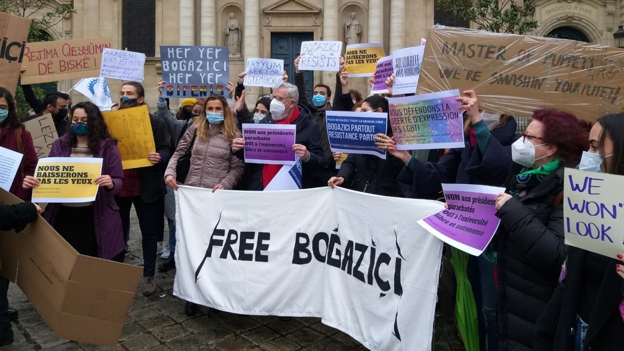 Fransa'da Boğaziçi Üniversitesi'ne destek bildirisine STK, sendika ve partilerden destek