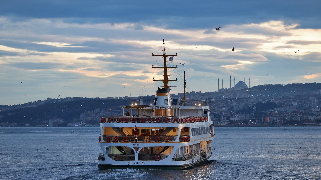 İstanbul'da vapur seferlerinde aksamalar var